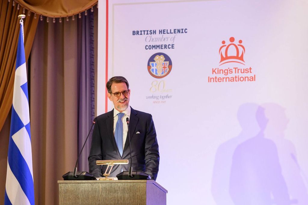 Pablo de Grecia pronunciando su discurso 