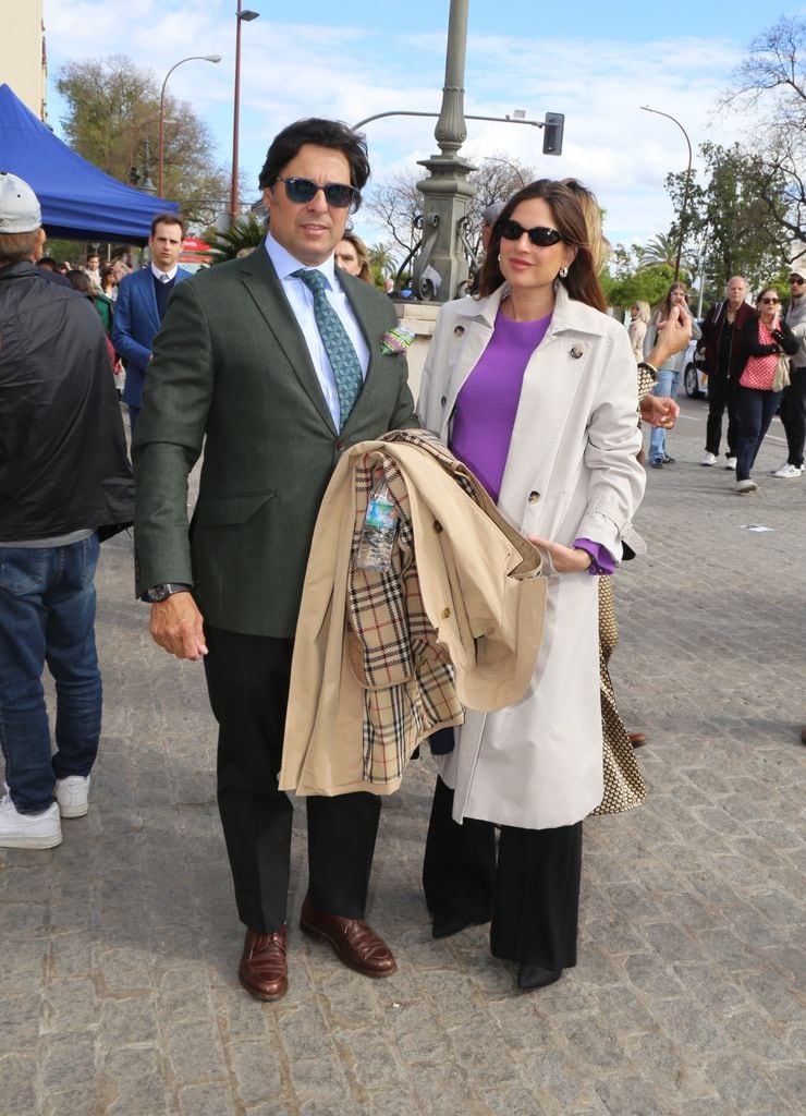 Francisco Rivera y Lourdes Montes llegan a la Real Maestranza de Sevilla para disfrutar de una tarde de toros, a 20 de abril de 2025, en Sevilla. 20/4/2025