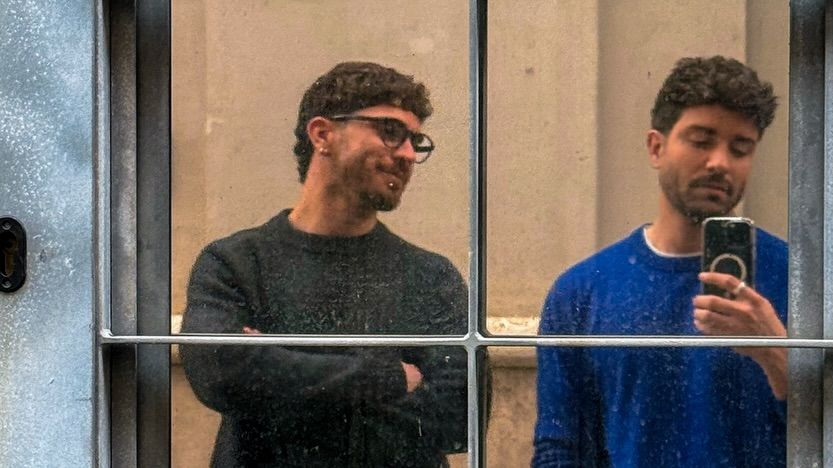 Pablo Alborán junto a su novio Juan Sesma en Lisboa