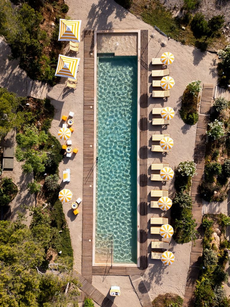 Visita el Sun Club de Veuve Clicquot en Ibiza
