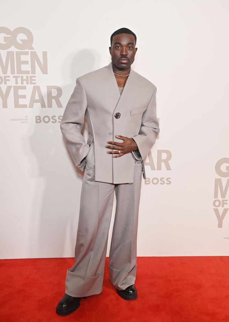  Paapa Essiedu en los premios GQ Hombre del Año 2023