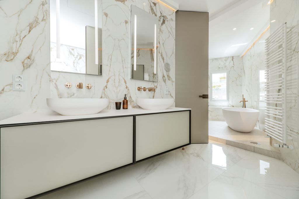 Mueble de lavabo blanco para dos