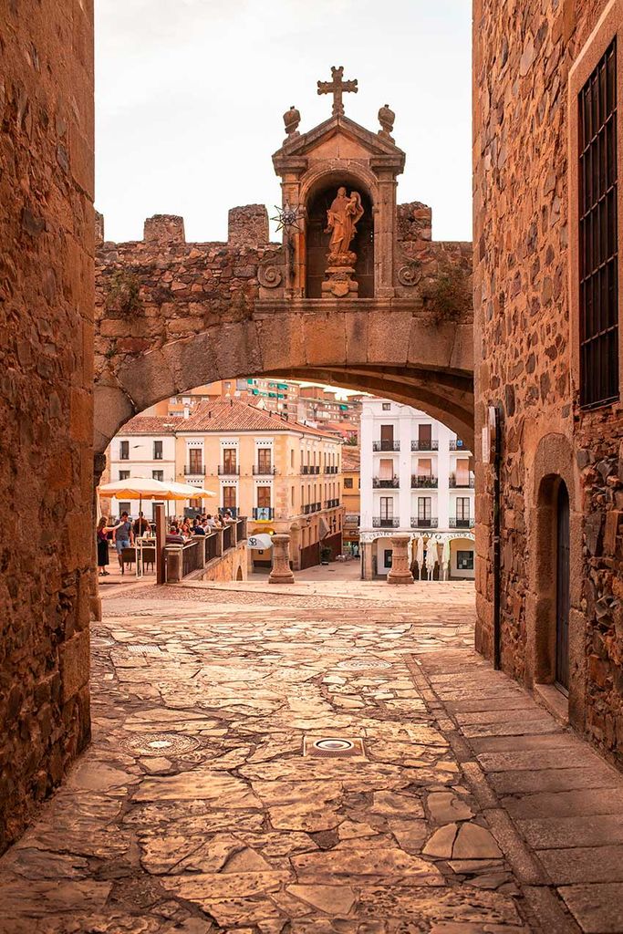 Arco de la Estrella, Cáceres