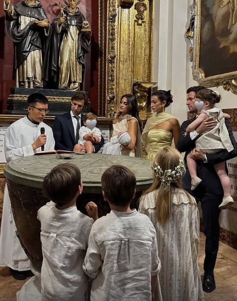 Marta Lozano y Lorenzo Remohi bautizan a su hija Martina