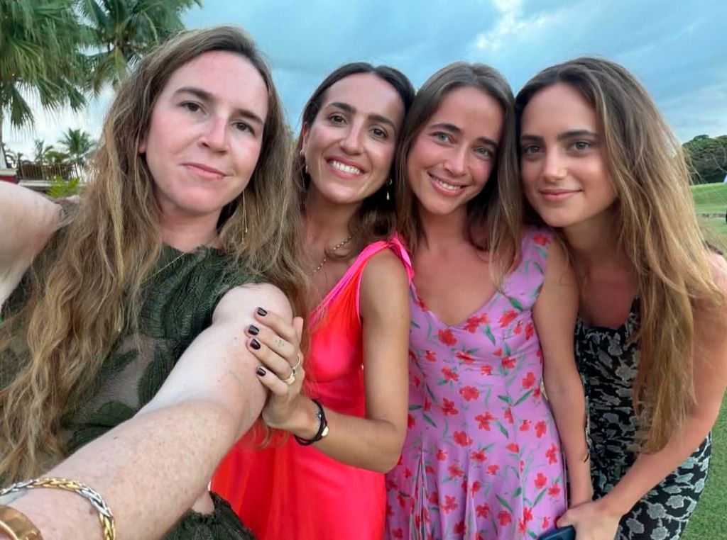 Lucía Suelves, Isabel Llanza López-Quesada, Blanca Osorio y Menciía Fitz-James Stuart