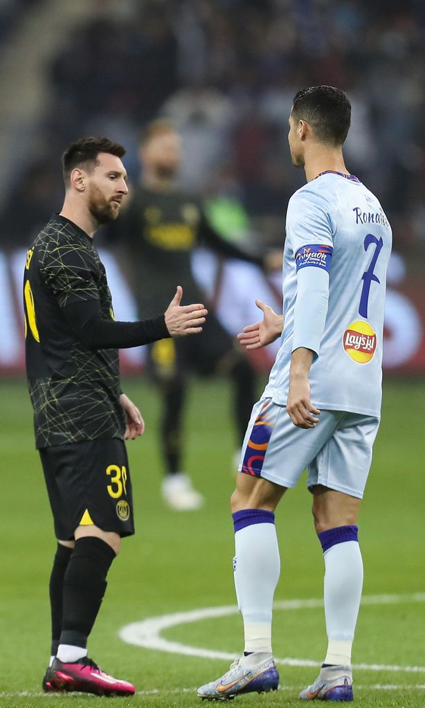Así fue el reencuentro de Messi y Cristiano Ronaldo en Riad | ¡HOLA!