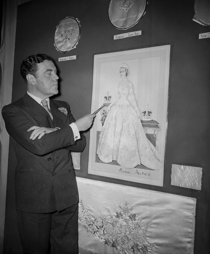 Boceto vestido Isabel II