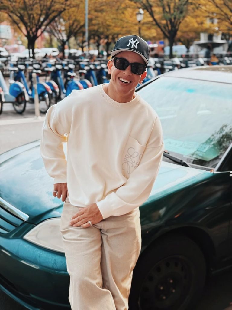 Siempre apegado a la fe, el cantante comparte un emotivo mensaje con sus fans en este día tan especial 