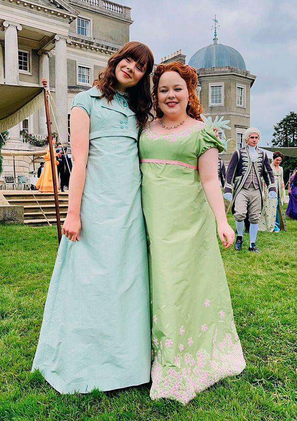 Penelope y Eloise en 'Los Bridgerton'