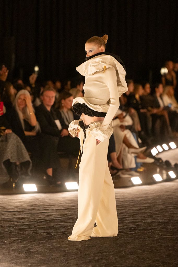 Schiaparelli primavera verano 2026
