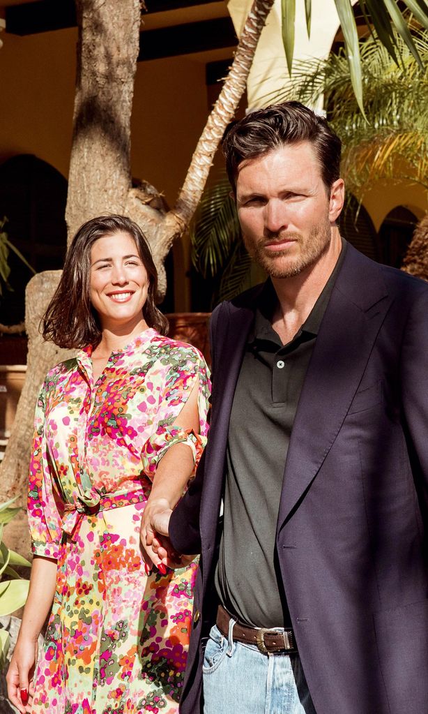 HOLA4113 Garbiñe Muguruzanos y Arthur Borges