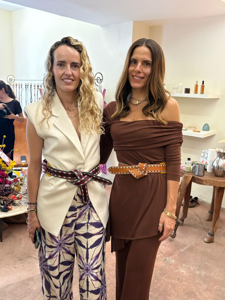 Debora Creel y Fernanda Marti durante la presentación de Sophie + Lucie en la Ciudad de Mexico 