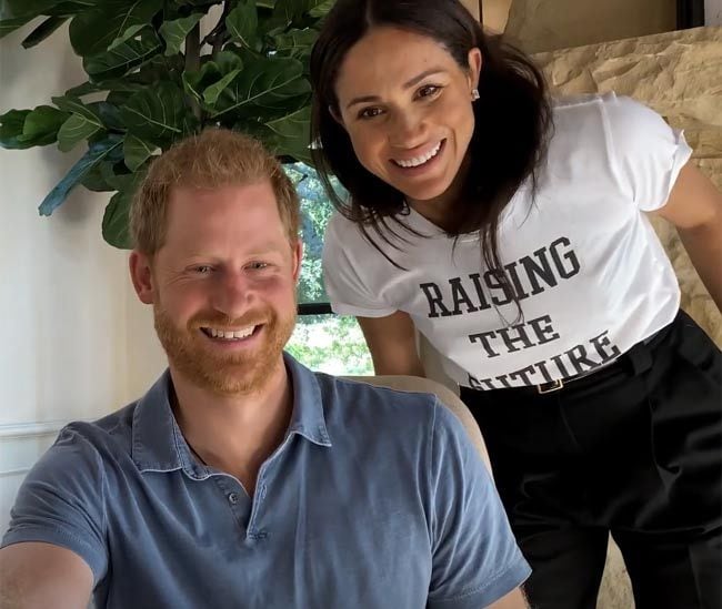 Meghan Markle camiseta con mensaje