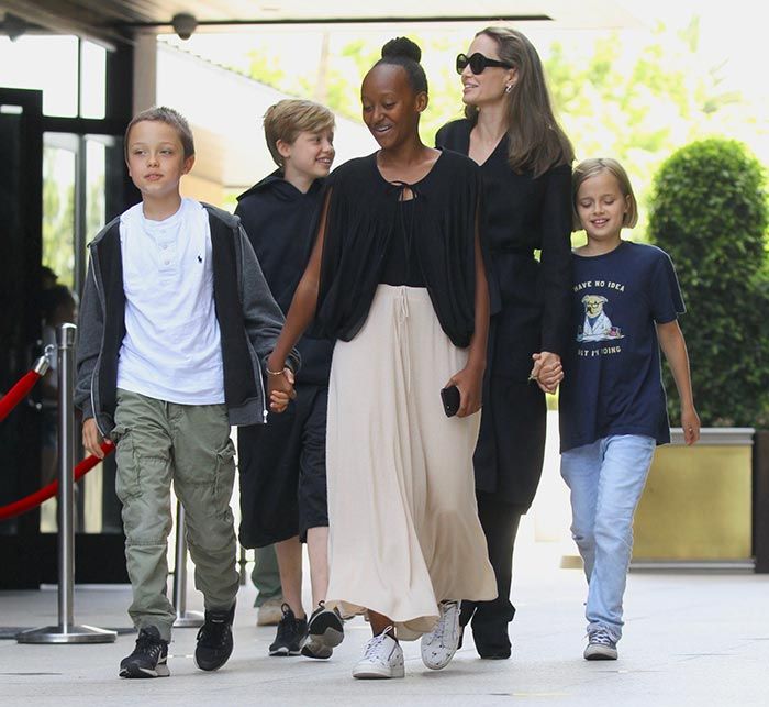 Angelina Jolie y sus hijos