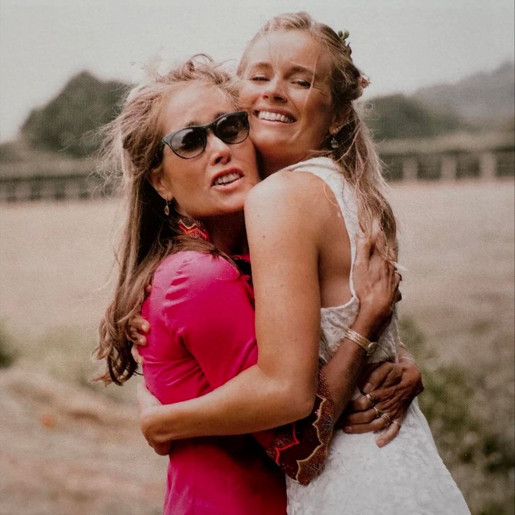 Cressida Bonas, ex del príncipe Harry, se despide de su hermana