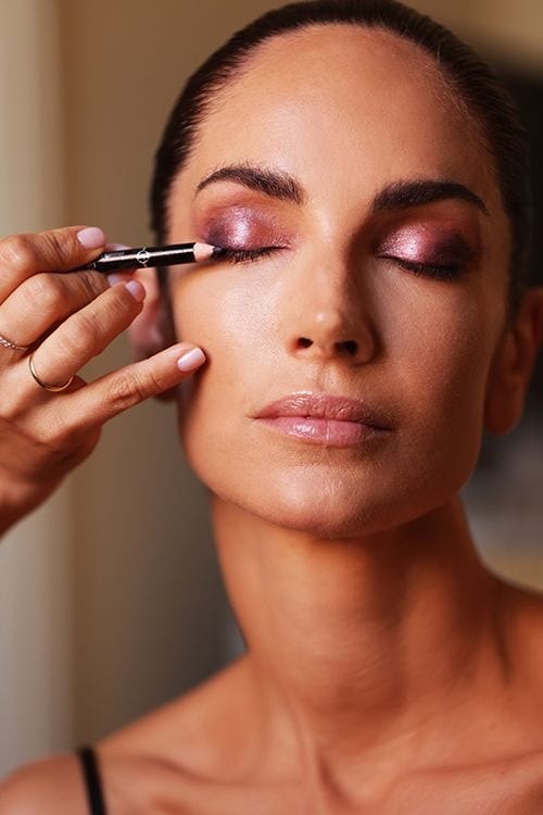 Eugenia Silva usó dos tonos de sombras líquidas de Armani Beauty