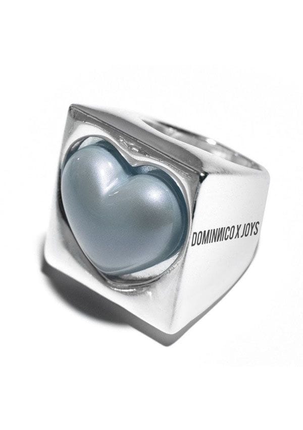 Dua Lipa, flechada por este anillo español de 20 euros