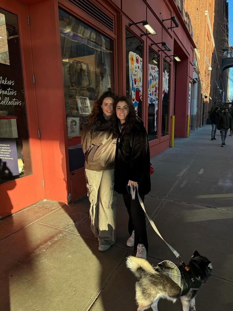 Paulina desmintió hace poco que su hermana Nicole se vaya a casar.
