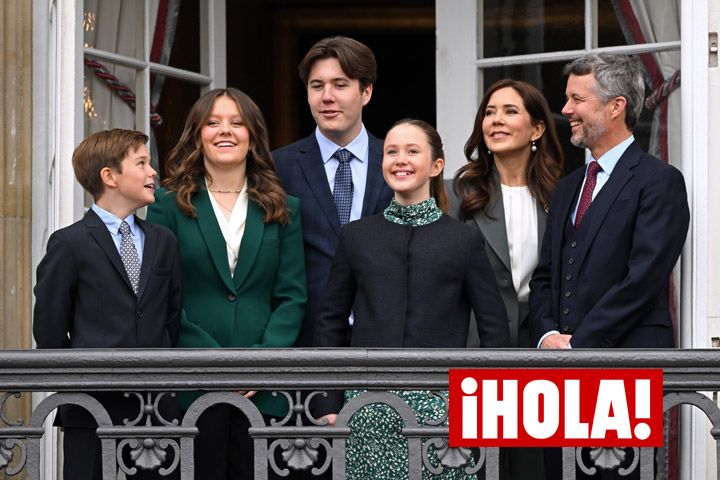 Las hijas de Mary de Dinamarca comparten ropa en el cumpleaños de la reina Margarita