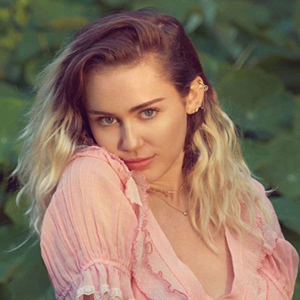 miley-cyrus-malibu