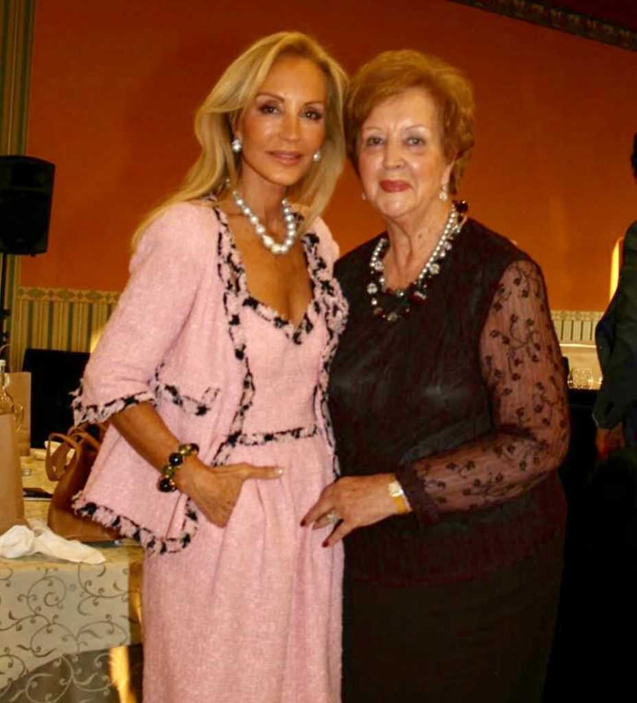 Carmen Lomana con su madre