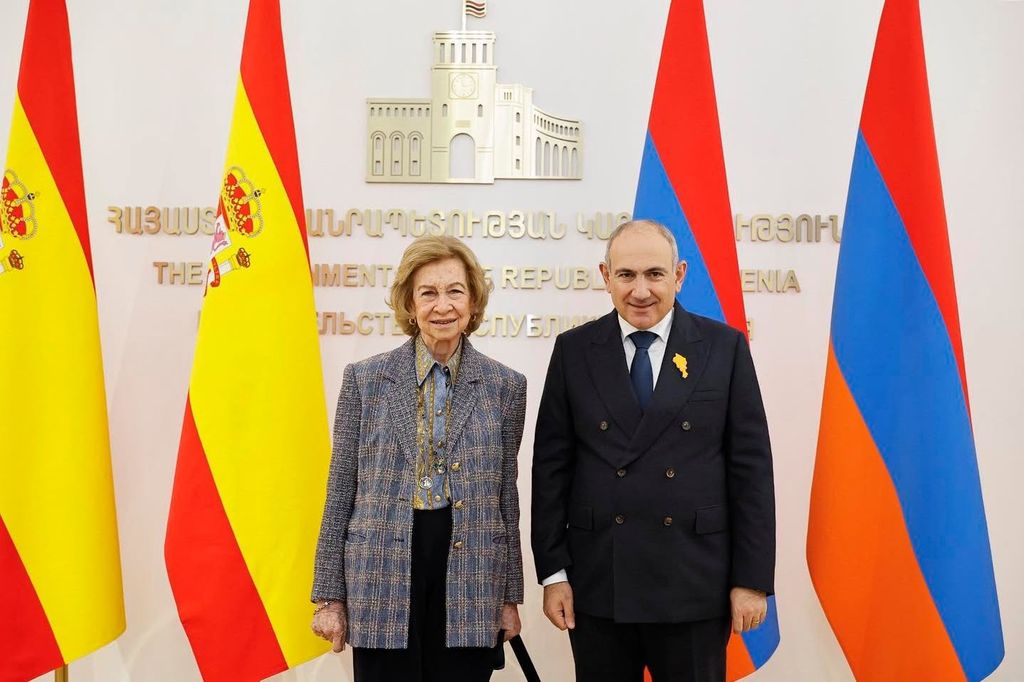 Doña Sofía durante uno de sus compromisos en el extranjero, donde continúa ejerciendo como una de las figuras más sólidas y respetadas de la diplomacia española