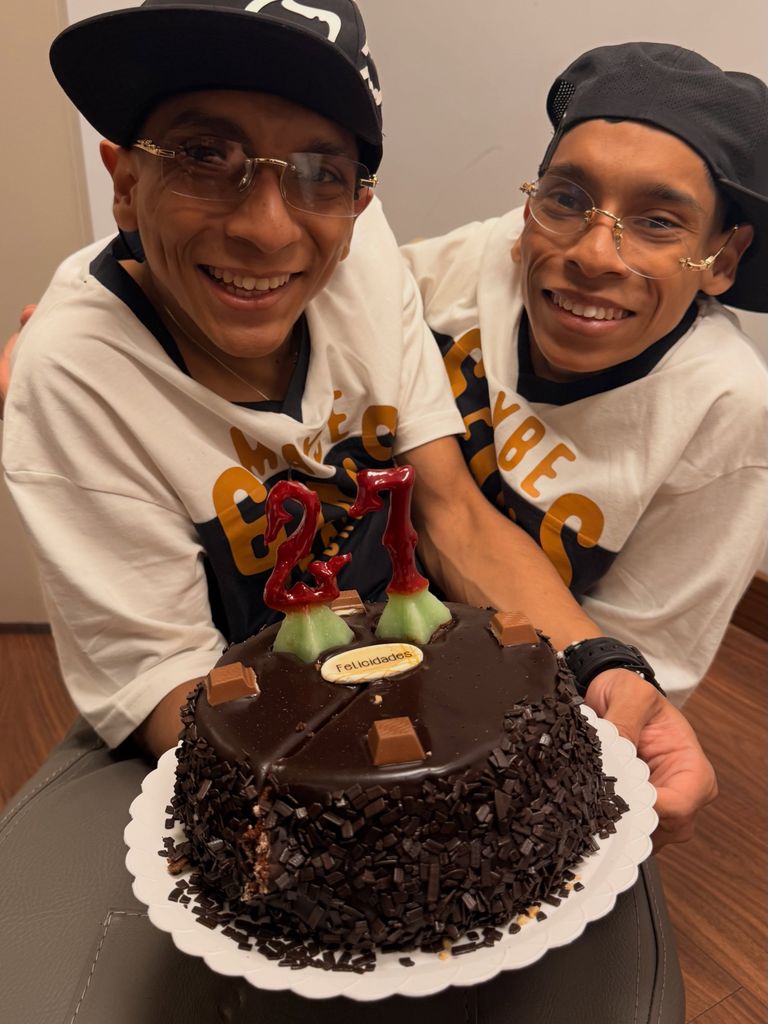 Los gemelos fallecieron a los 27 años en Colombia, donde se encontraban recibiendo tratamientos de rehabilitación con la esperanza de cumplir uno de sus mayores sueños: poder caminar
