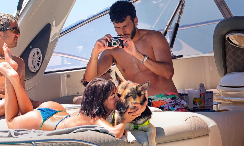 HOLA 4124 Aitana Sebastian Yatra Ibiza