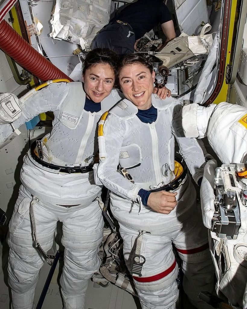 Christina Coch y Jessica Meir