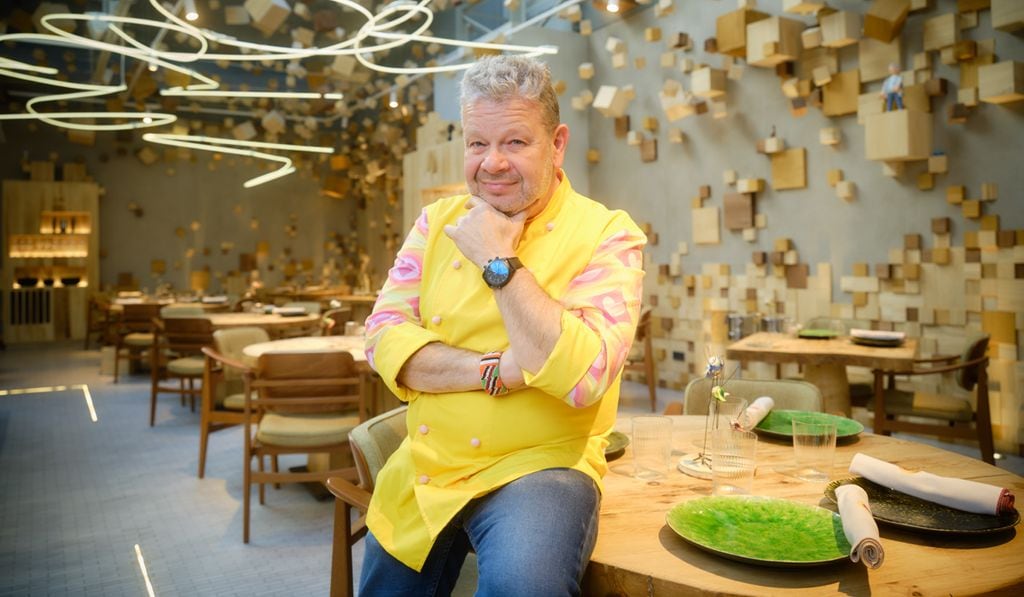 Alberto Chicote lleva 12 años dando las campanadas de Fin de Año desde la Puerta del Sol.