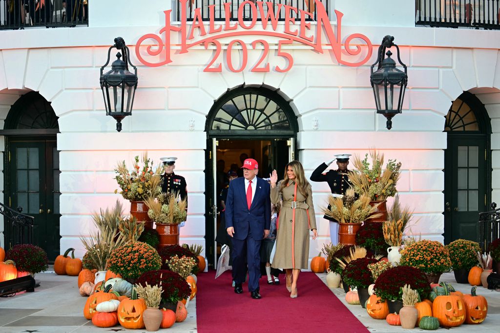 El presidente Donald Trump y la primera dama Melania Trump encabezaron el evento anual de Halloween en la Casa Blanca.