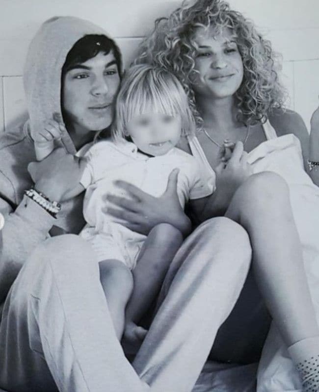 Sheila y Óscar Casas con su hermano Daniel