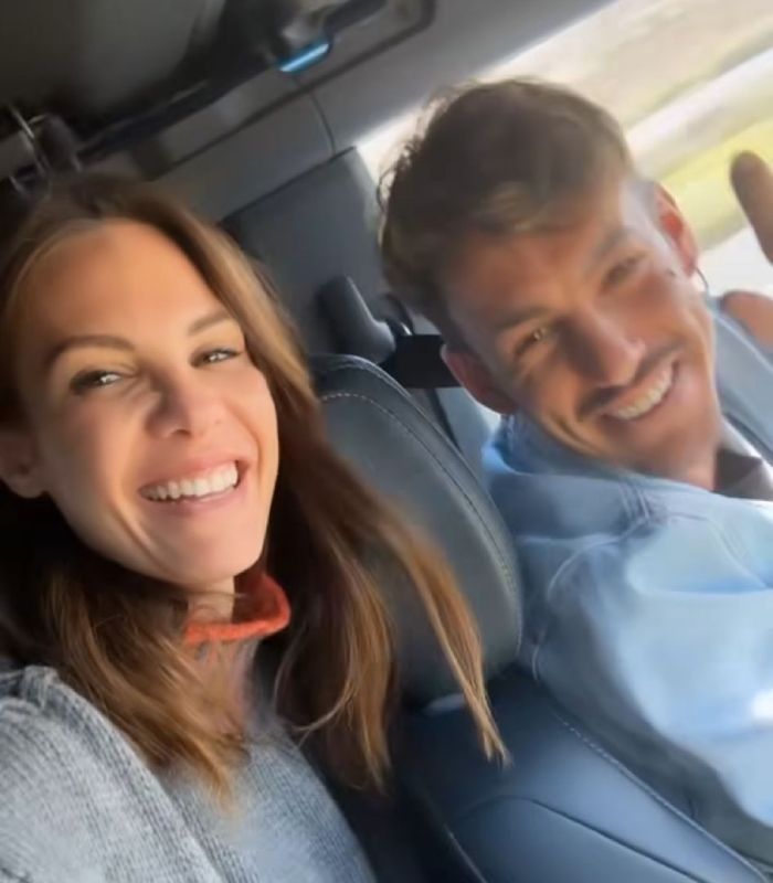 Jessica Bueno y Luitingo en el coche