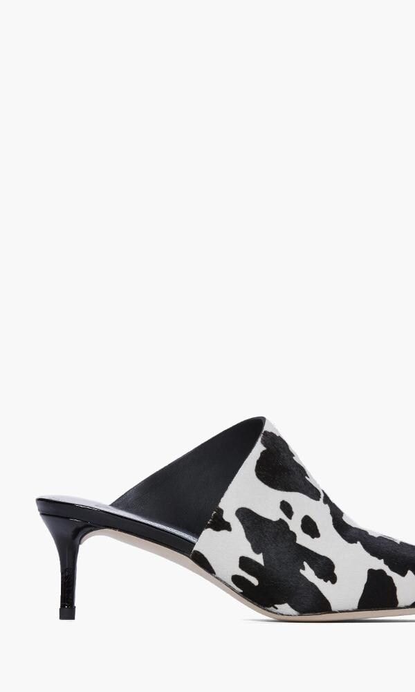 mules epic con cow print de paige
