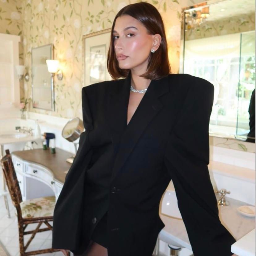 Hailey Bieber