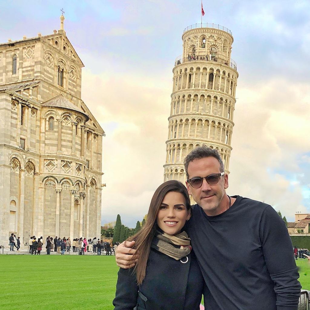 Carlos Ponce y Karina Banda