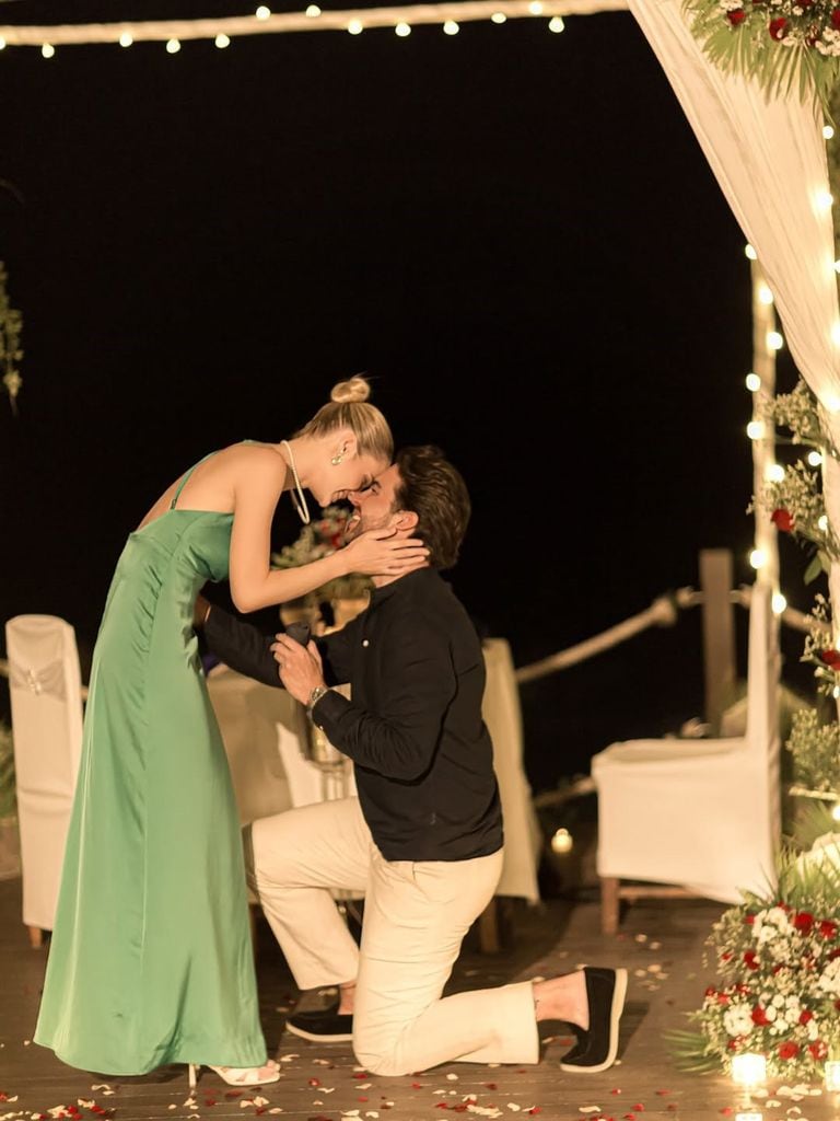 Después de 3 años de relación, Inna y Charlie se comprometieron.