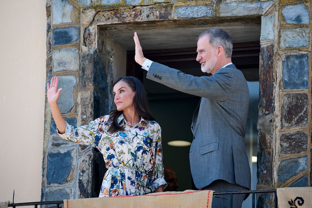 Los reyes Felipe y Letizia en un acto en Guadalupe