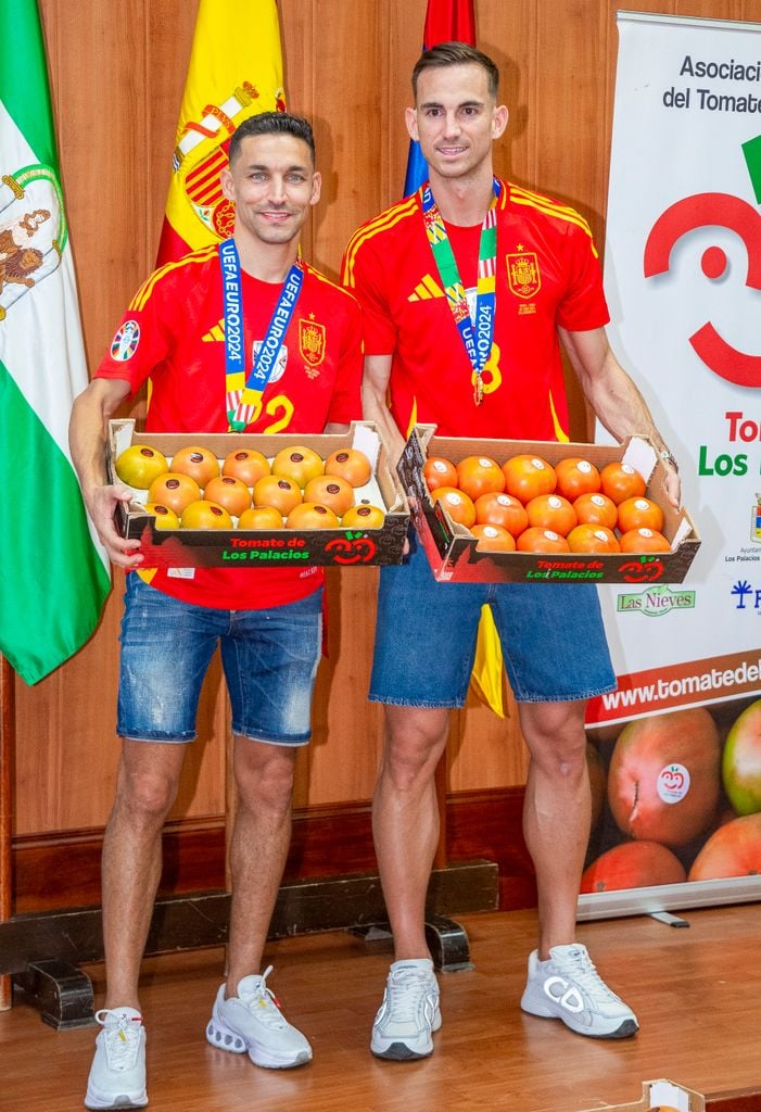 Los futbolistas Jesús Navas y Fabián Ruiz