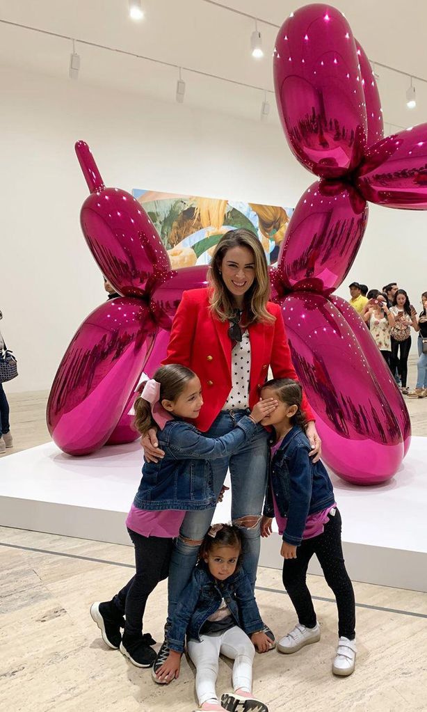 Jaky Bracamontes y su familia