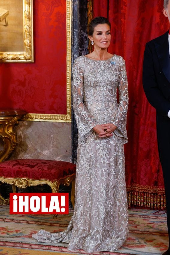 La reina Letizia se viste de gala para la cena con el emir de Catar