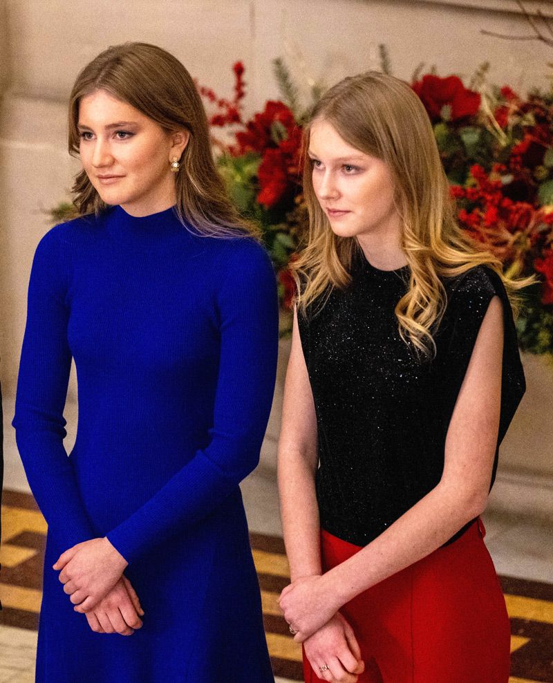 Elisabeth y Eléonore de Bélgica: sus looks de Navidad con maquillaje marcado