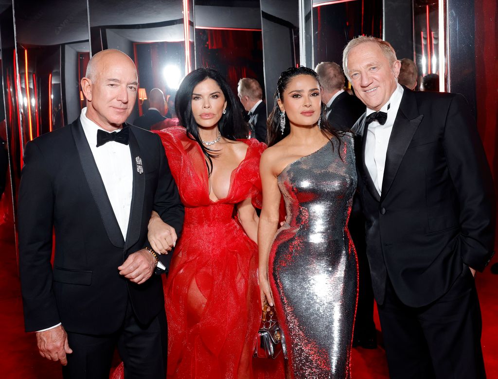 Jeff Bezos, Lauren Sánchez, Salma Hayek y François-Henri Pinault.