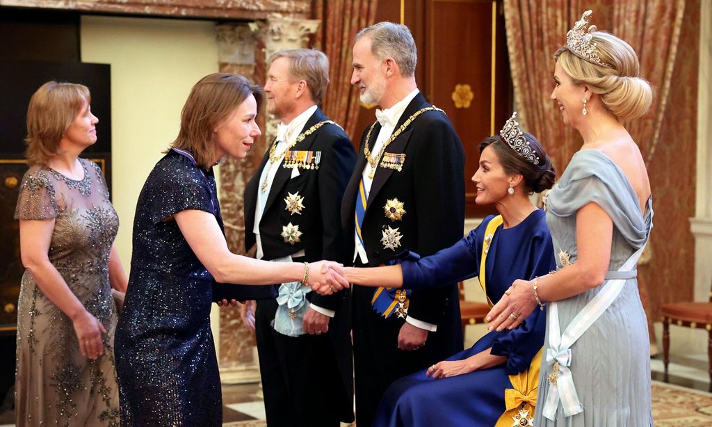 Letizia y Máxima HO4161
