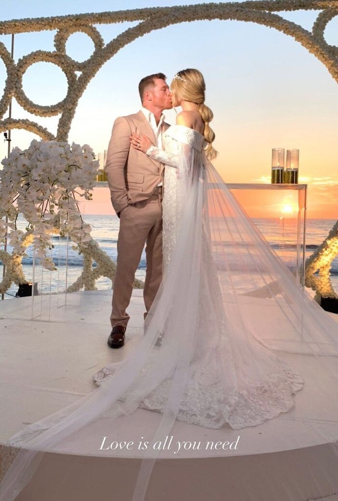 Canelo Alvarez y su esposa Fernanda Gómez