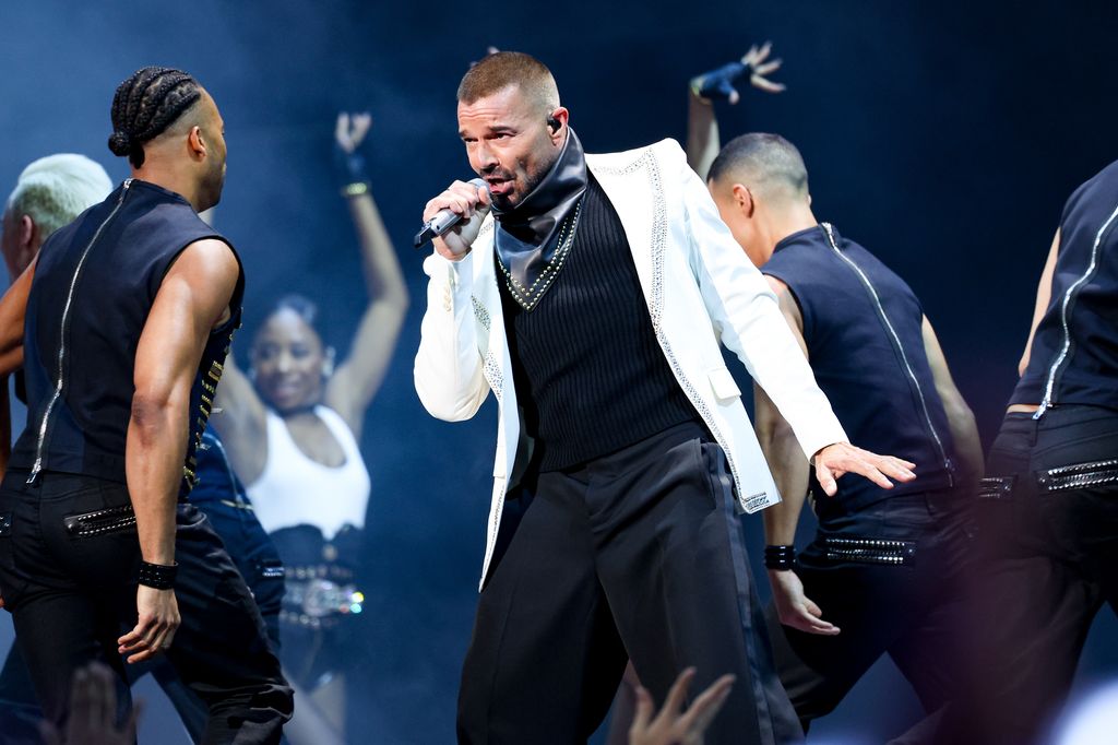 Ricky Martin durante los MTV VMAs 2025