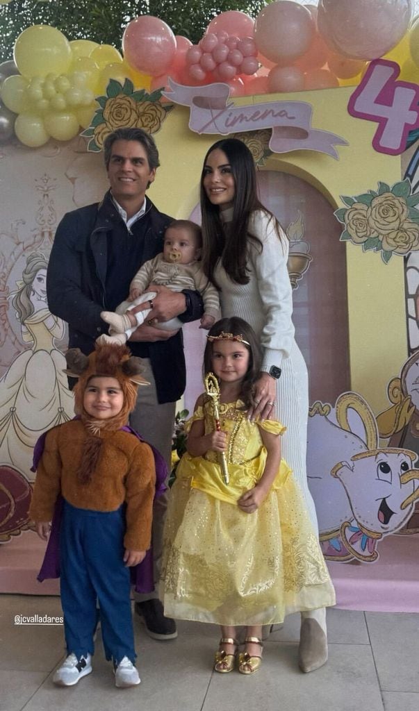 Ximena Navarrete y Juan Carlos Valladares celebran a su hija Ximena