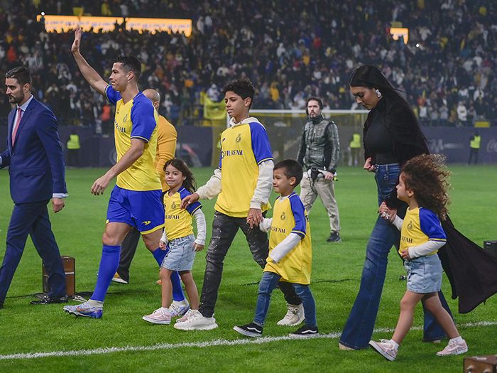 Cristiano Ronaldo y su familia en Arabia Saudí 