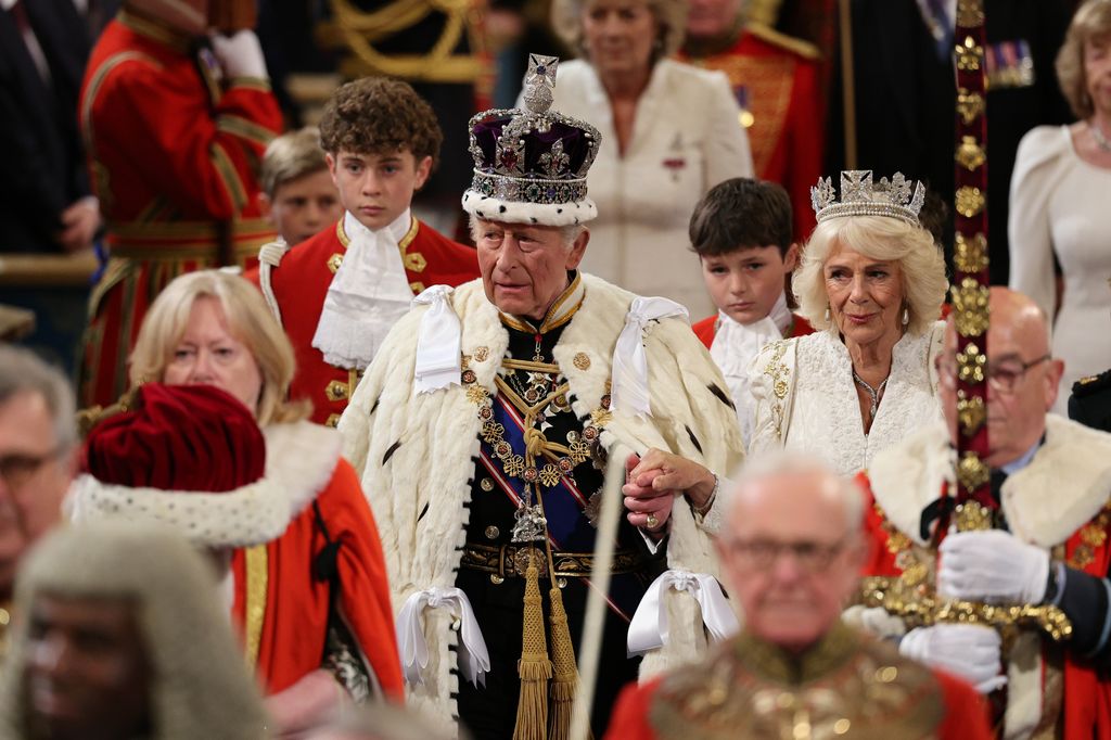 Los Reyes Carlos y Camilla durante la Apertura del Parlamento