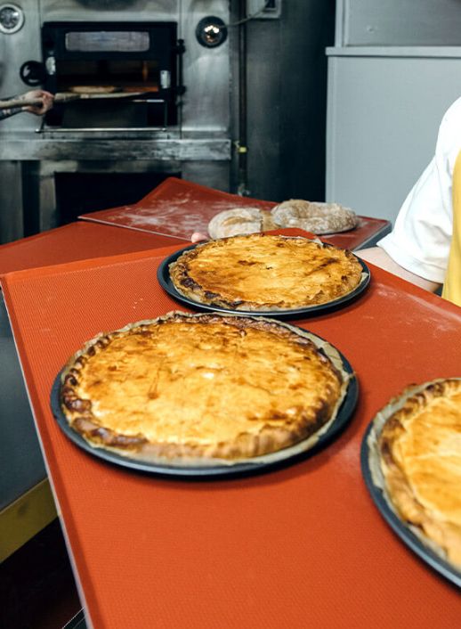 Además de la de cocido gallego, en 'Mai e Matucha' hacen otras muchas variedades de empanadas